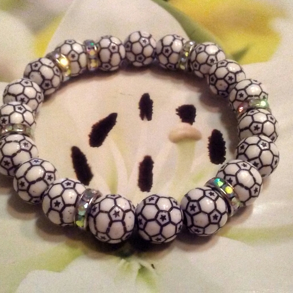 Size 8 Unisex Stretch Bracelet